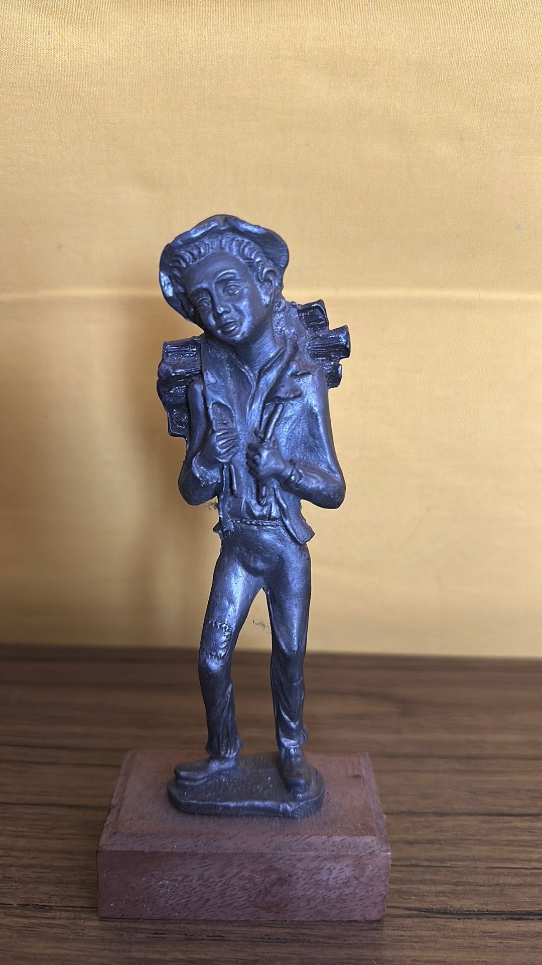Tinnen Beeldje / houtsprokkelaar, Antiek en Kunst, Antiek | Tin, Ophalen of Verzenden