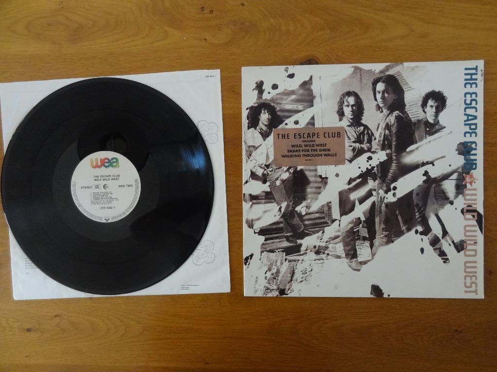 LP The escape club - Wild wild west, Cd's en Dvd's, Vinyl | Rock, Ophalen of Verzenden, Zo goed als nieuw, 12 inch, Poprock