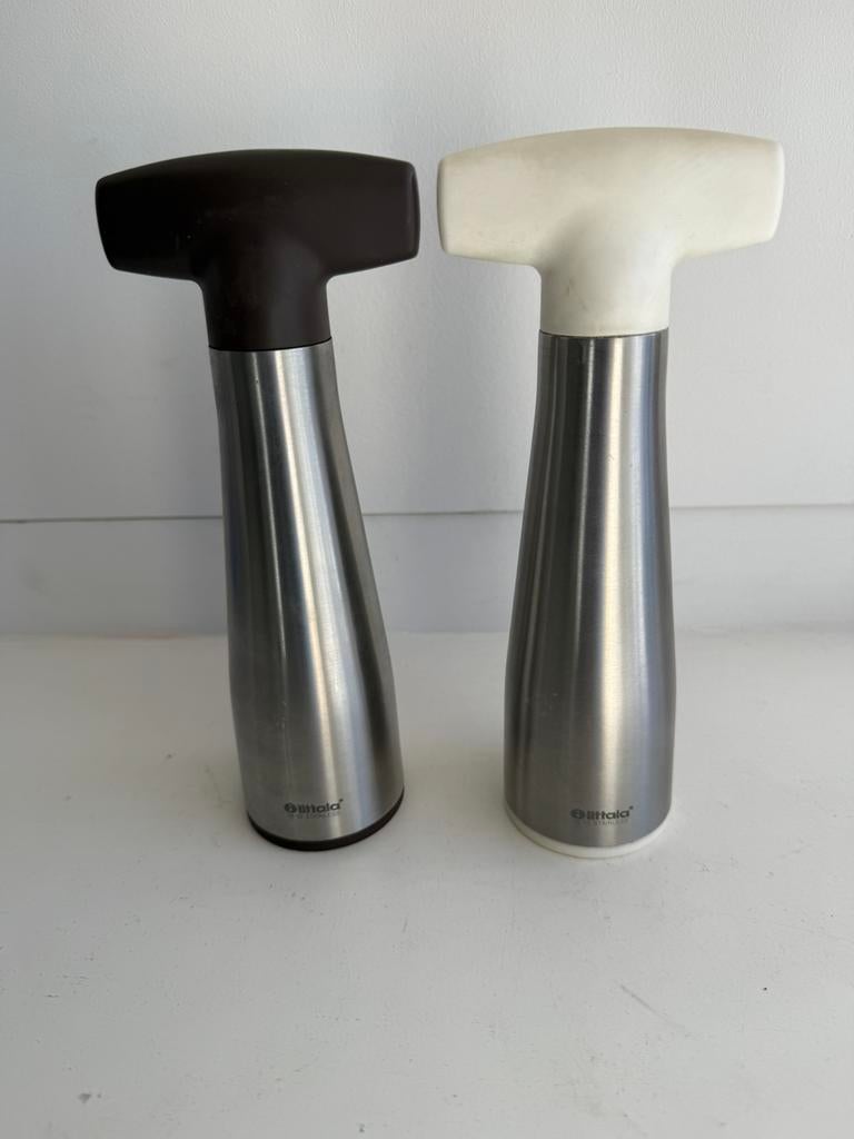 Iittala Tools pepermolen zoutmolen Antonio Citterio design, Huis en Inrichting, Keuken | Keukenbenodigdheden, Ophalen of Verzenden