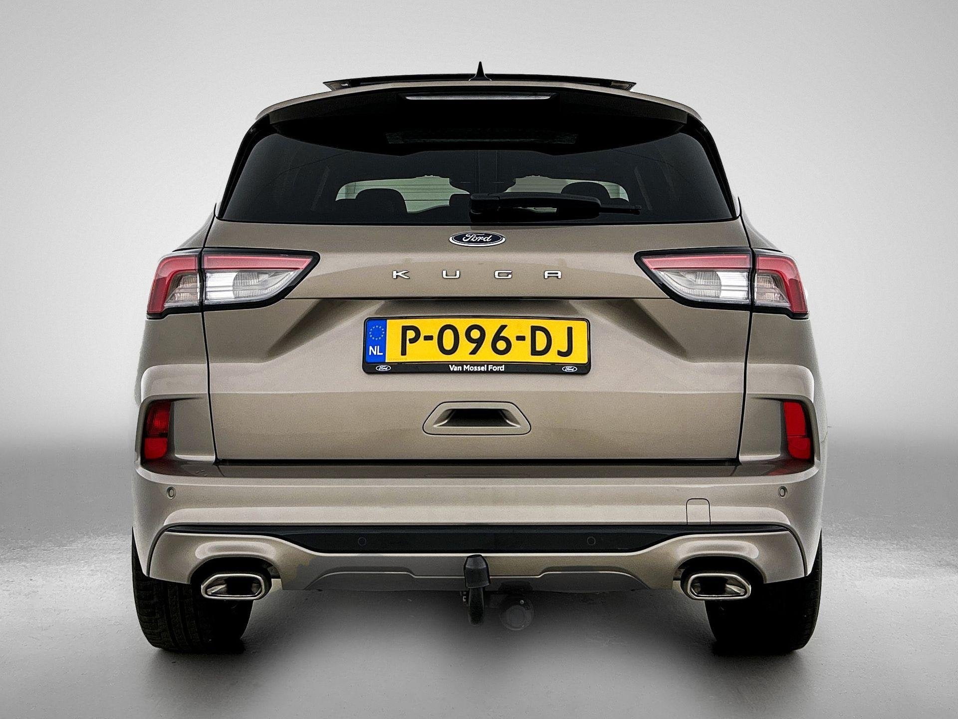 Ford Kuga 1.5 EcoBoost ST-Line X | Panoramadak | Trekhaak |, Auto's, Voorwielaandrijving, 12 maanden, Euro 6, Bedrijf