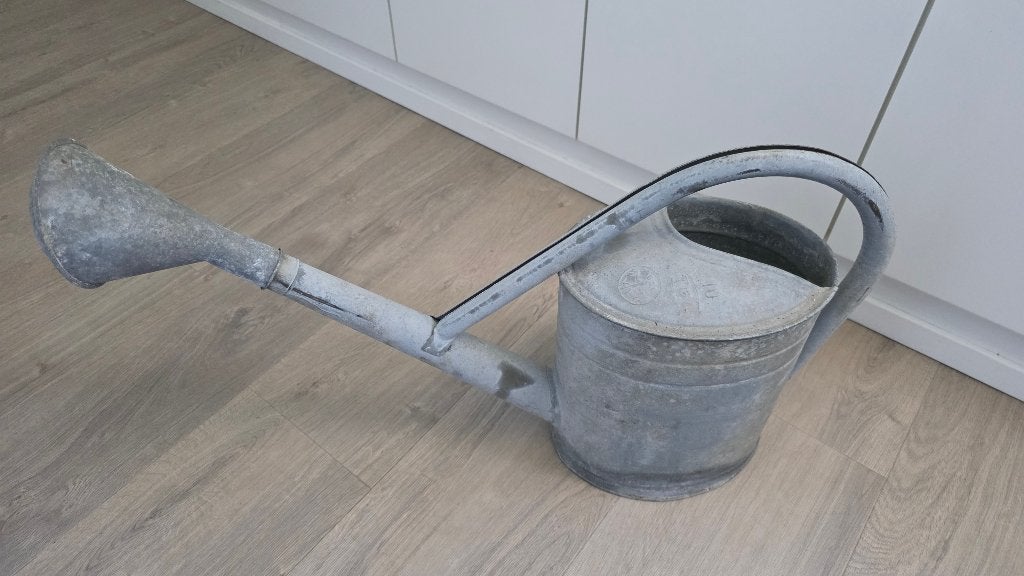 Zinken Gieter, Ophalen of Verzenden, Gebruikt, Overige materialen