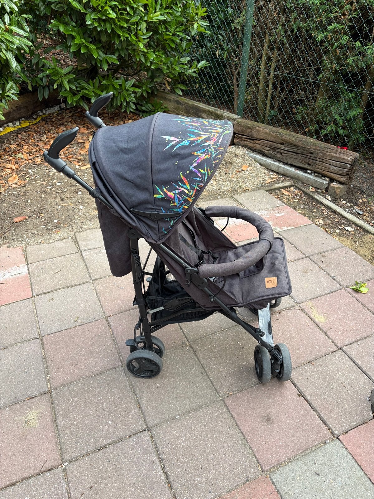 Compacte buggy met zonnekap en verstelbare rugleuning, Ophalen of Verzenden, Gebruikt, Overige merken, Verstelbare rugleuning