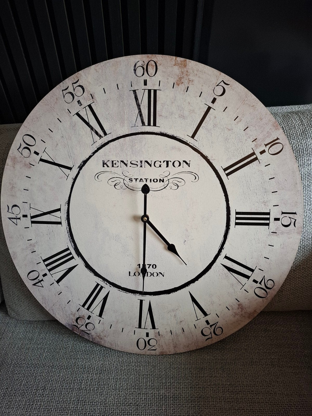 Grote wandklok Kensington Station 60x60 cm, Ophalen