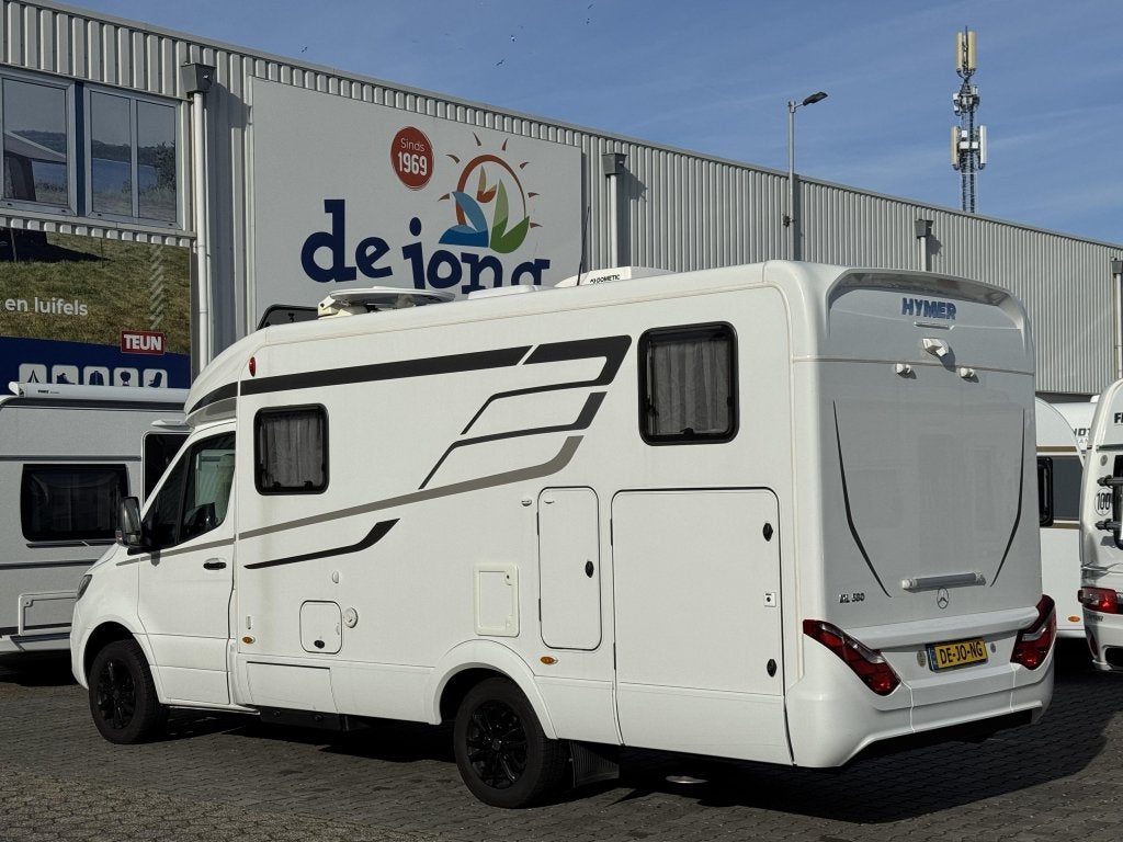 Hymer ML-T 580 - Hydraulische steunen -, Automaat, Ringverwarming, Koelkast, 6 tot 7 meter