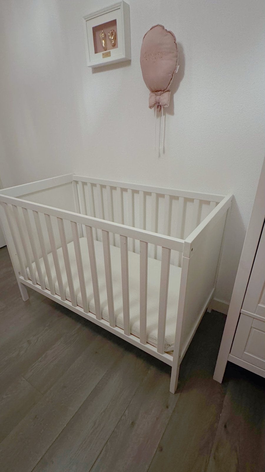 IKEA Sundvik ledikant 60x120 met AeroSleep matras, Kinderen en Baby's, Ophalen, Gebruikt, Ledikant