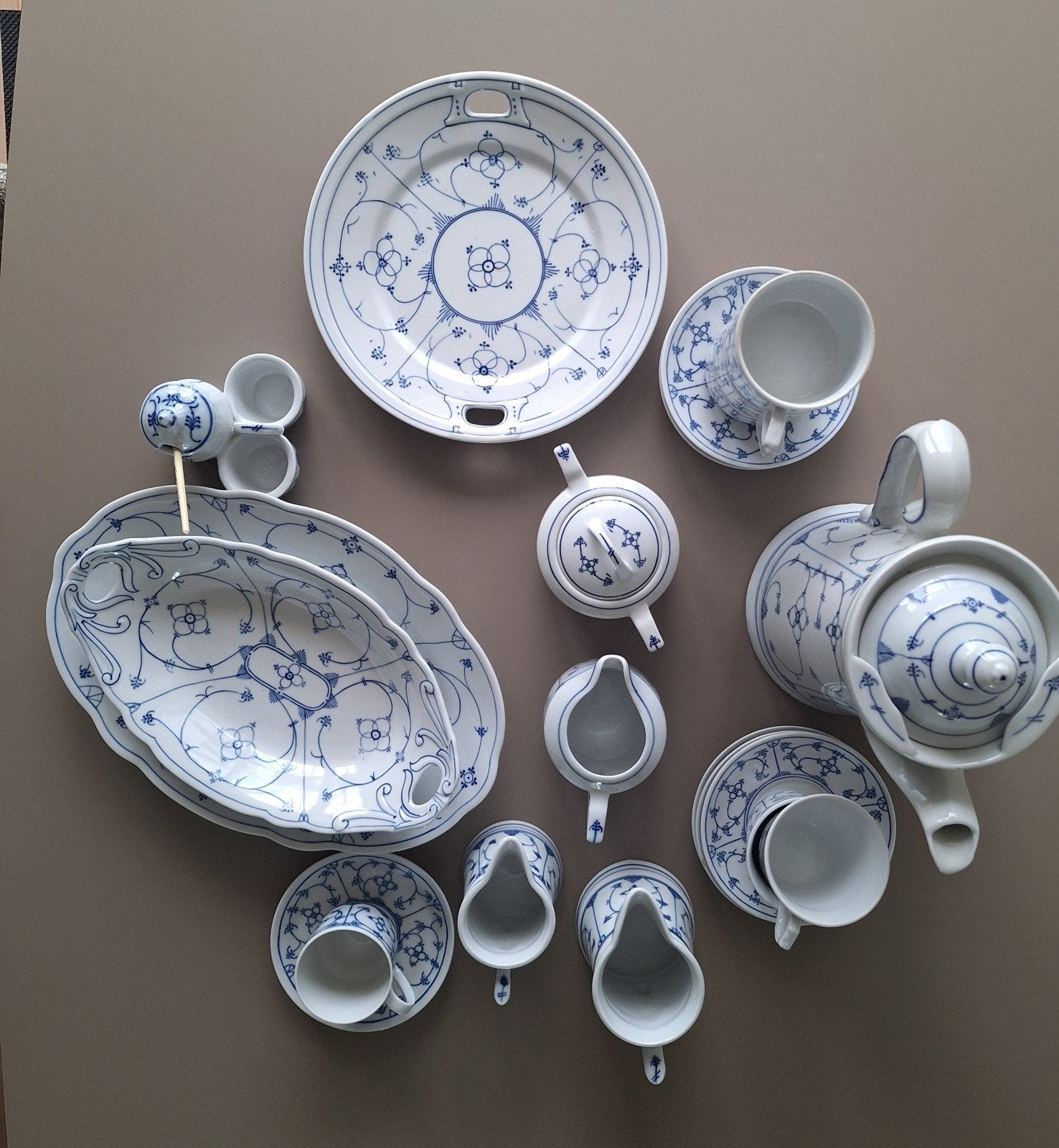 Serviesgoed set: kopjes, kannen, schalen en meer, Ophalen of Verzenden, Gebruikt, Porselein, Klassiek