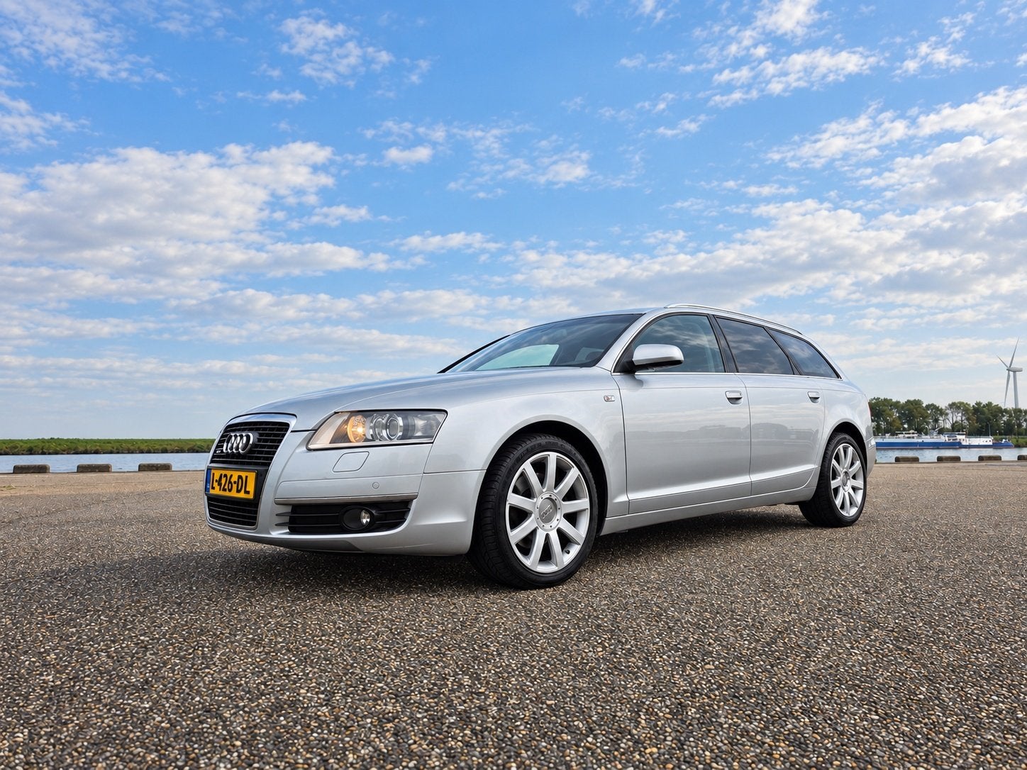 Audi A6 Avant 3.2 FSi quattro (bj 2006, automaat), Auto's, Automaat, Automatische klimaatregeling, Gebruikt, Zwart