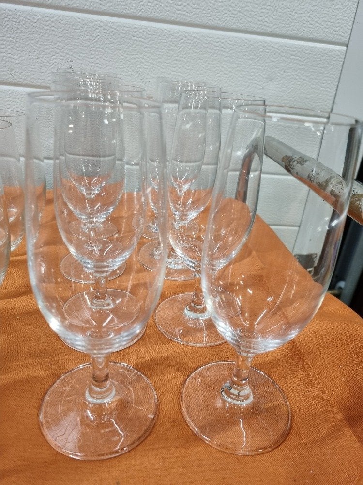 bierglazen op voet schott zwiesel 8x, Verzamelen, Ophalen of Verzenden, 'T Olde Gre-j, Info@toldegrej.nl, Endepoelstraat 20f Didam