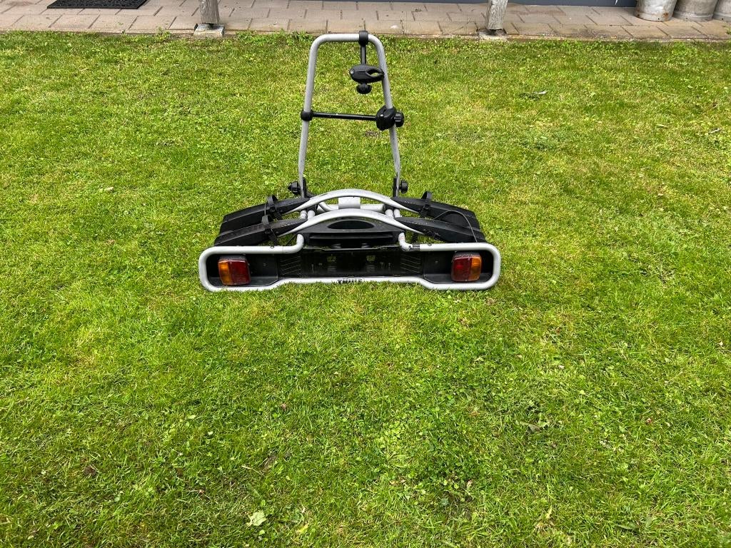 Thule euroway 945 fietsen drager, Auto diversen, Fietsendragers, Ophalen, 2 fietsen, Gebruikt, Trekhaakdrager
