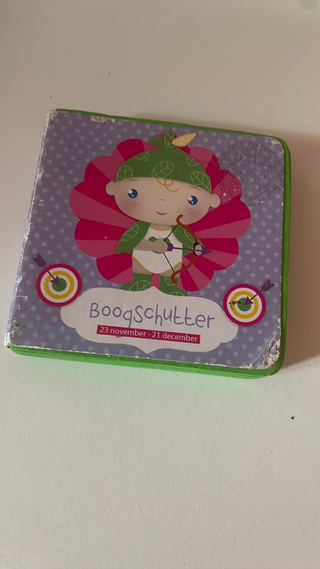 Boogschutter sterrenbeeldboekje, Ophalen of Verzenden, Zo goed als nieuw