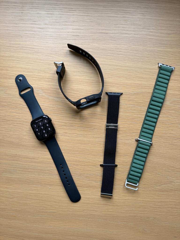 Apple Watch Series 8 – 45mm – inclusief 4 bandjes, Ophalen, Afstand, Zwart, IOS