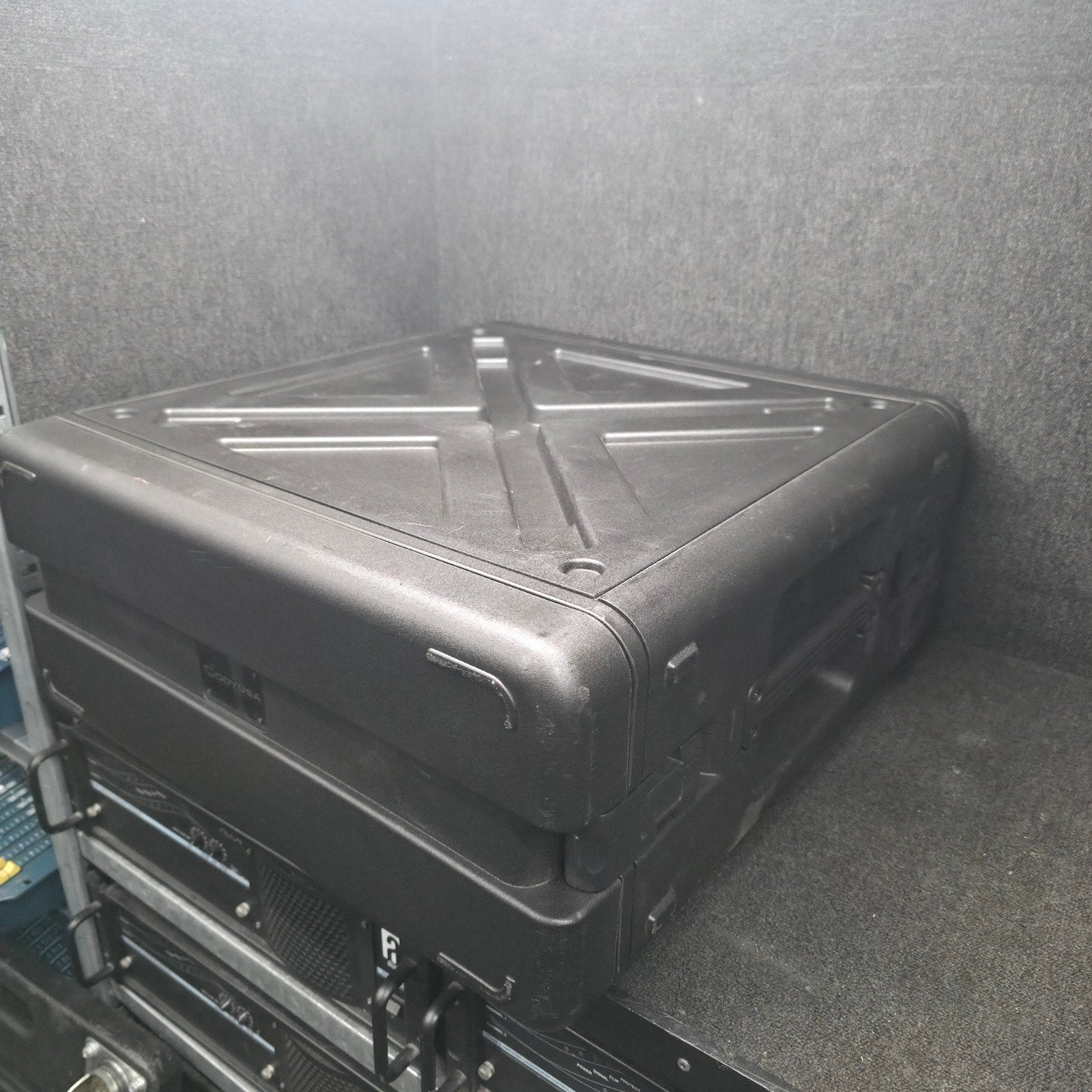 ODYUSA  flightcase  4HE   19 inch, Ophalen of Verzenden, Gebruikt, Overige instrumenten, Flightcase