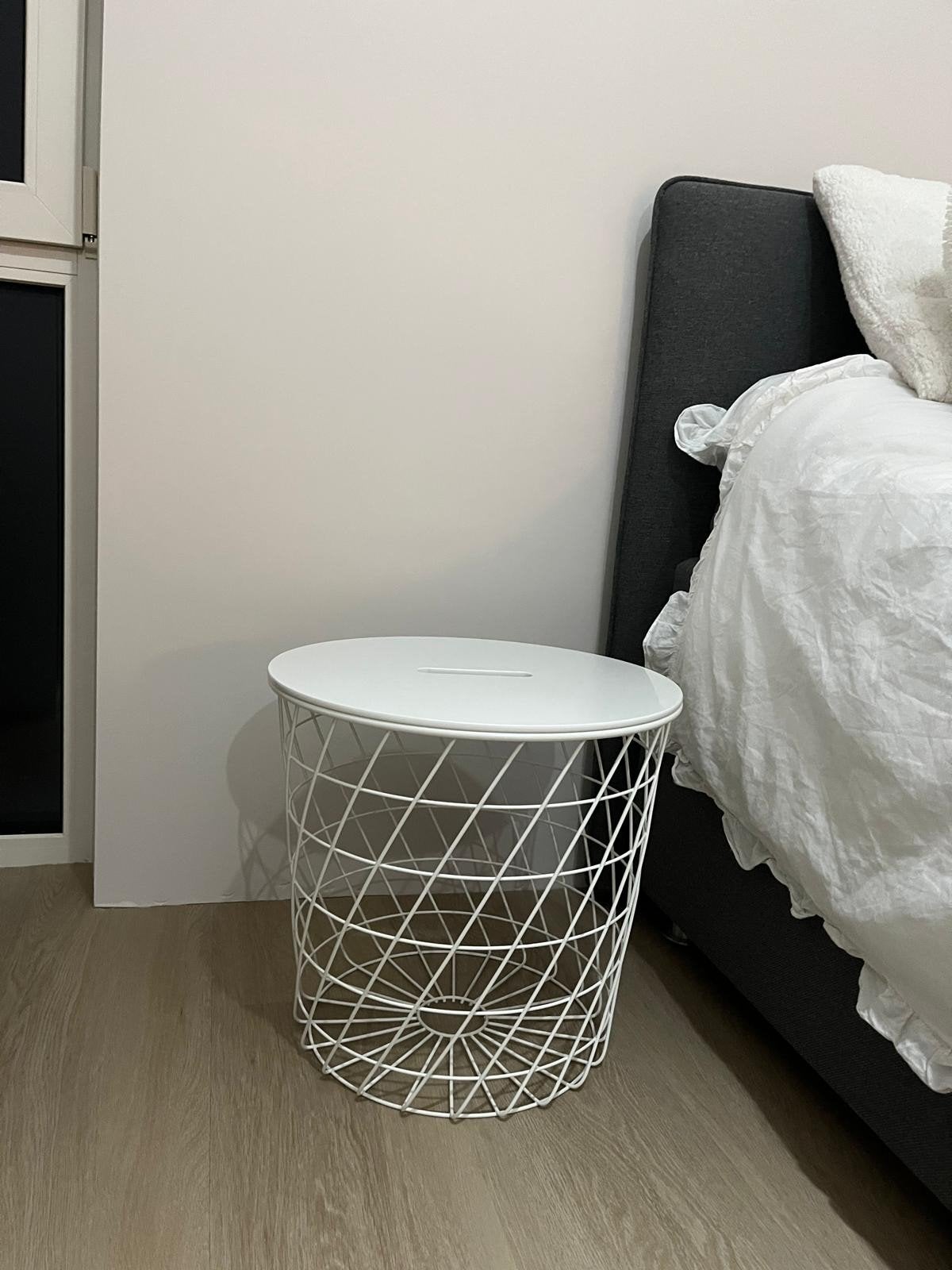 IKEA Kvistbro opbergtafel wit - zo goed als nieuw, Ophalen, Zo goed als nieuw, Wit, Metaal