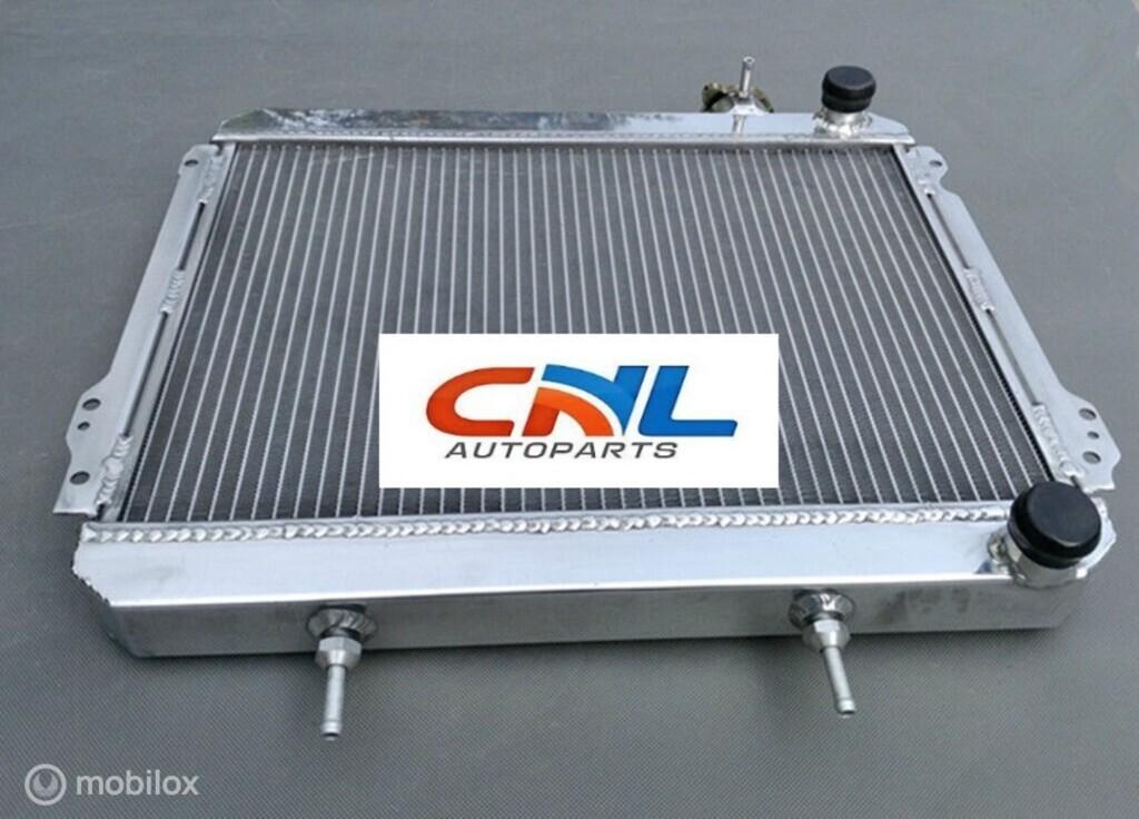 Radiateur Corolla SR5 AE70 AE71 AE72 1979-1983 FA/32 MT/AT, Nieuw, Ophalen of Verzenden
