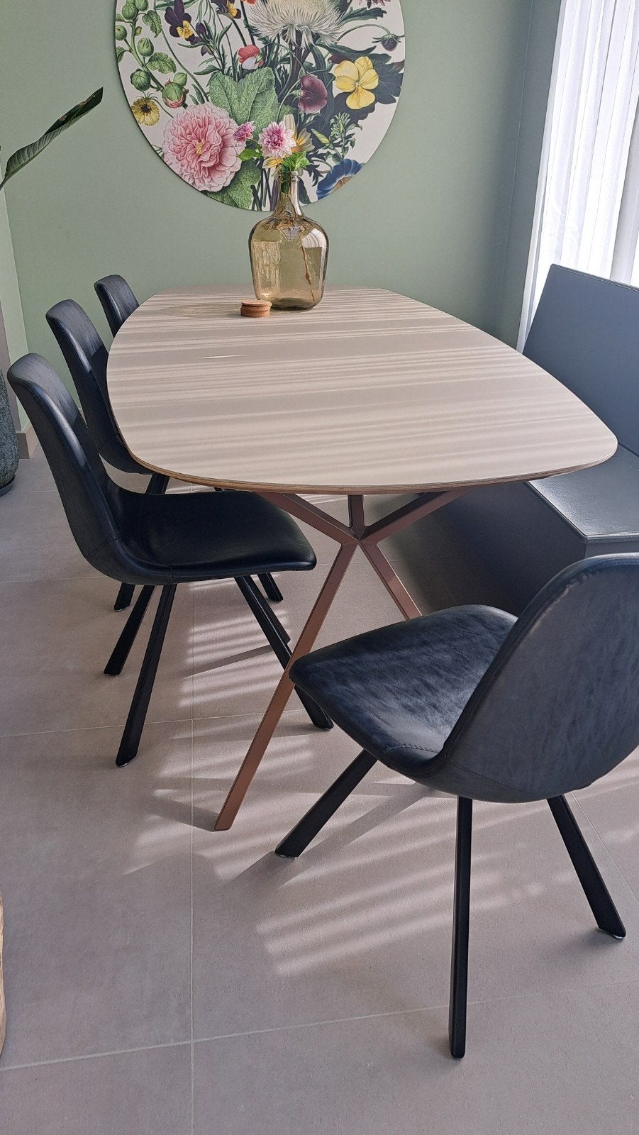 Set van 4 eetkamerstoelen met stalen poot zwart/antraciet, Huis en Inrichting, Ophalen, Zo goed als nieuw, Rechthoekig, 50 tot 100 cm