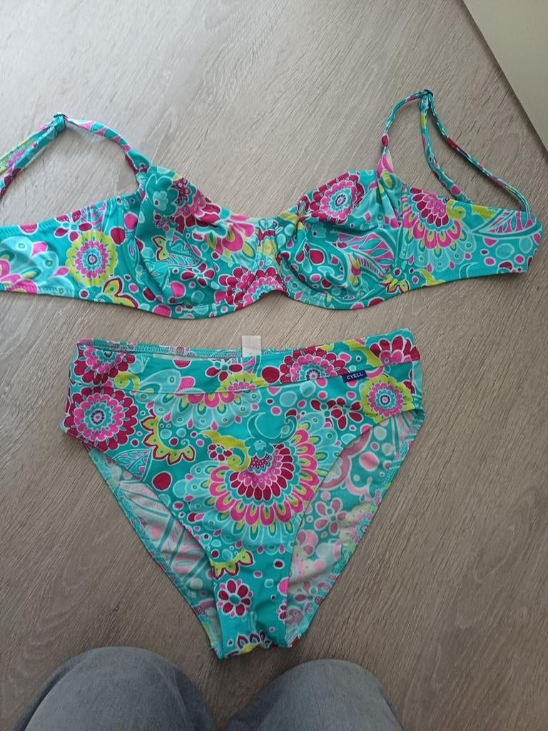 Bikini cyell maat 40  bh 80D, Kleding | Dames, Ophalen of Verzenden, Zo goed als nieuw, Bikini