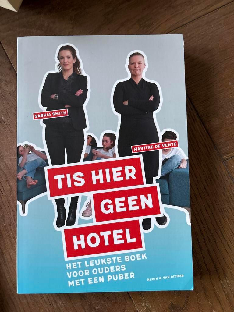 Tis hier geen hotel - Boek voor ouders met een puber, Ophalen of Verzenden, Gelezen, Opvoeding vanaf 10 jaar