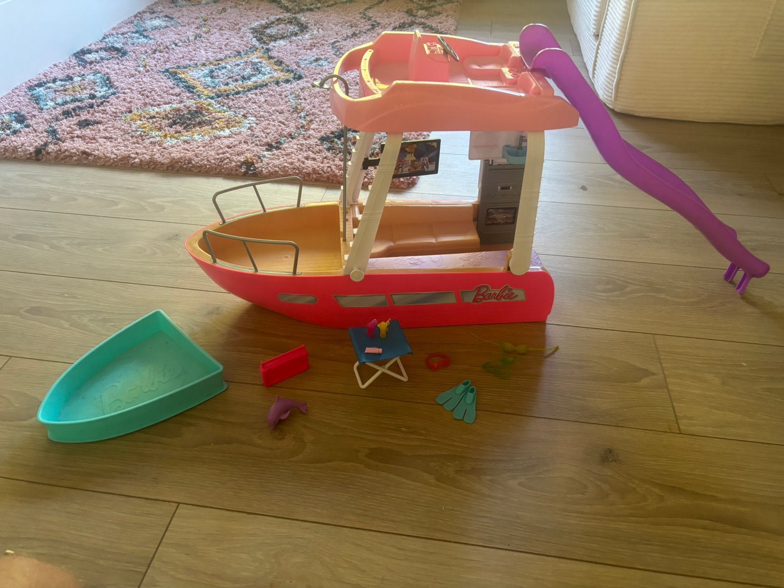 Barbie boot + accessoires, Ophalen, Zo goed als nieuw, Toebehoren