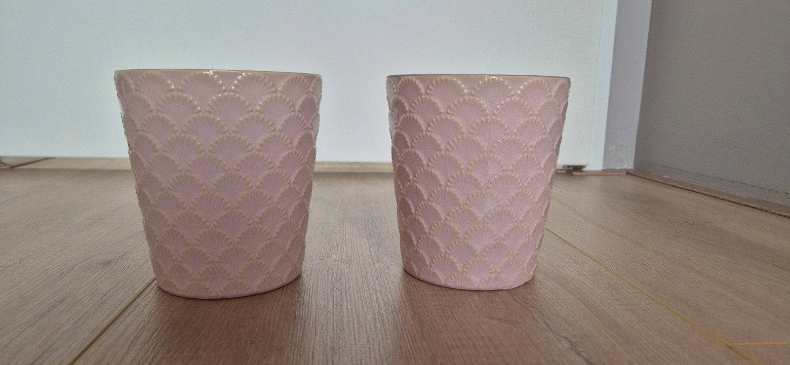 Set van 2 roze bloempotten van MICA, Ophalen, Rond, Aardewerk, Binnen