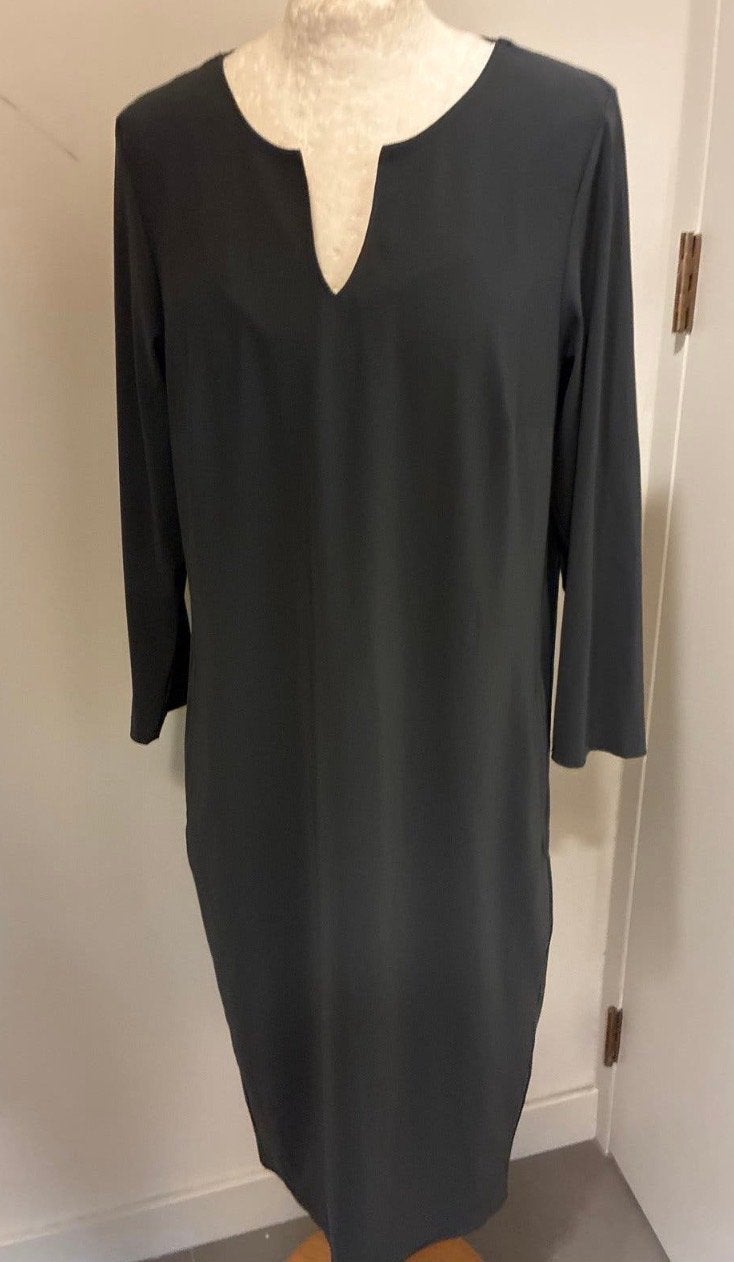 Studio Anneloes Simplicity jurk grijs travelstof S of L zgan, Ophalen of Verzenden, Zo goed als nieuw, Maat 36 (S), Grijs