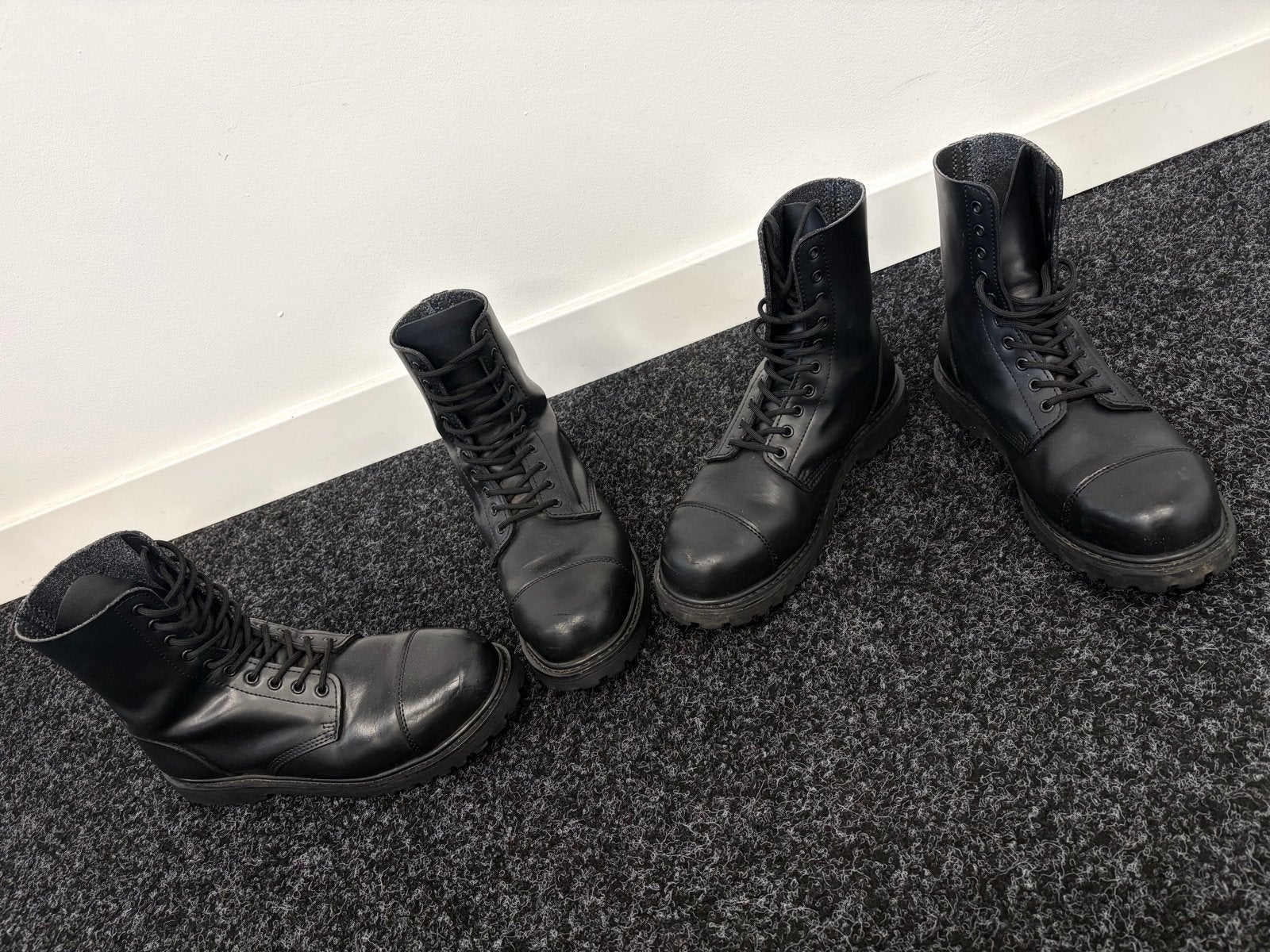 Zwarte leren boots - Maat 44, Ophalen, Zo goed als nieuw, Zwart, Boots