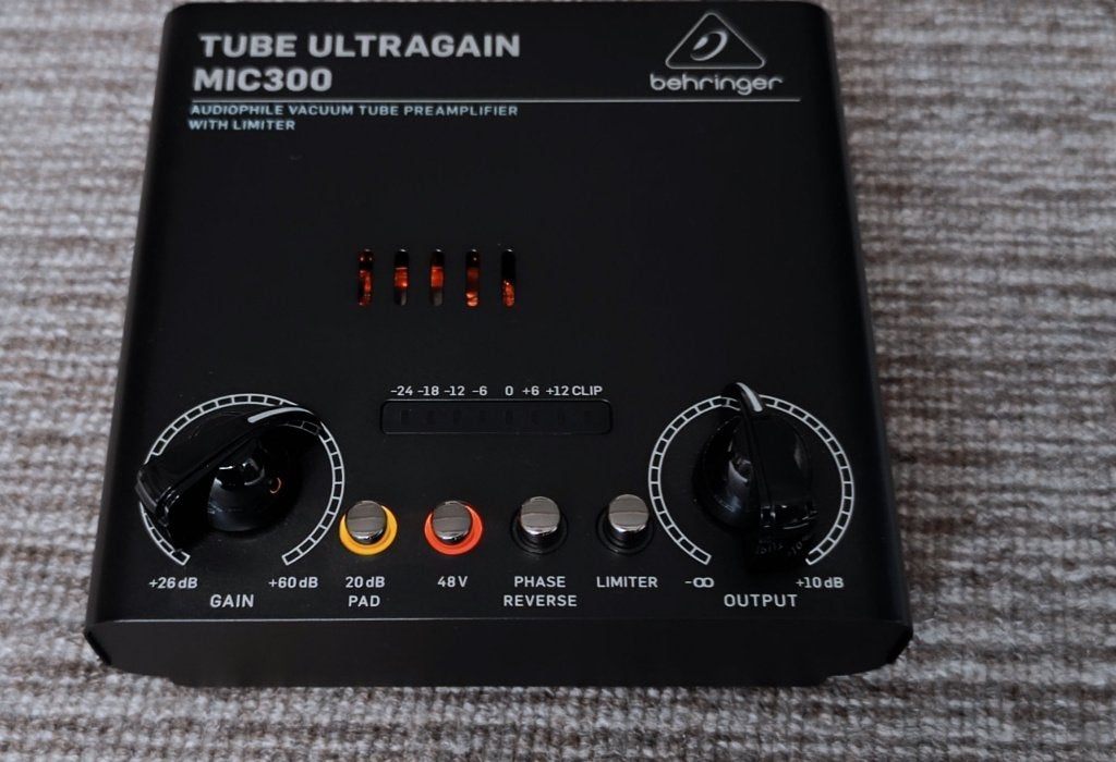 Behringer MIC300, Ophalen of Verzenden, Zo goed als nieuw, Minder dan 500 watt, Overige typen
