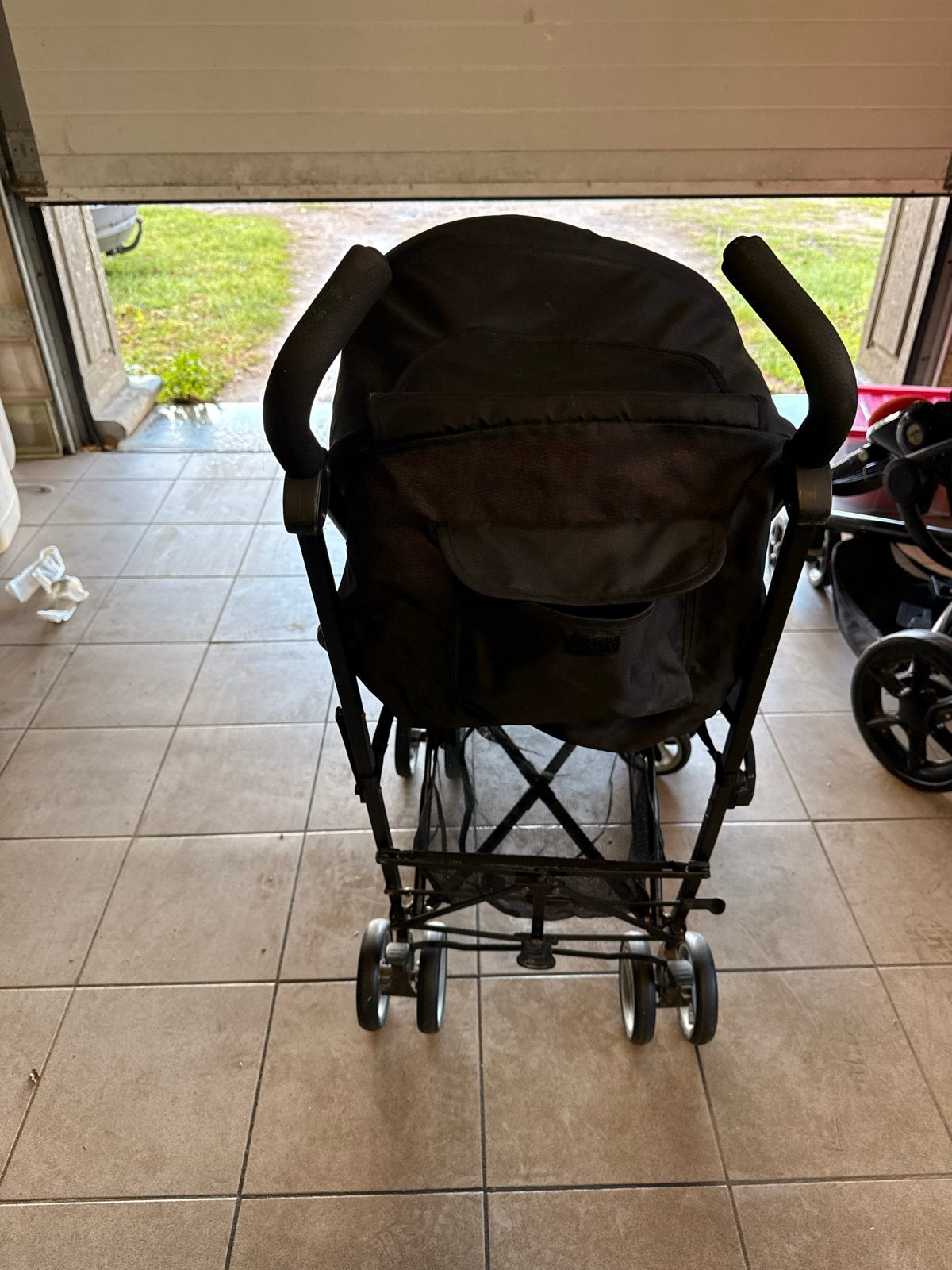 Zwarte buggy, ideaal voor onderweg en vliegen, Ophalen of Verzenden, Gebruikt, Kinderwagen, Overige merken