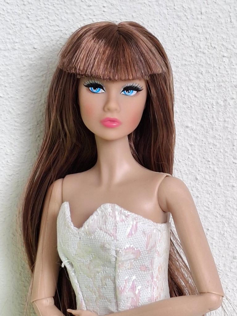 Fashion doll brunette, Ophalen of Verzenden, Gebruikt, Fashion Doll