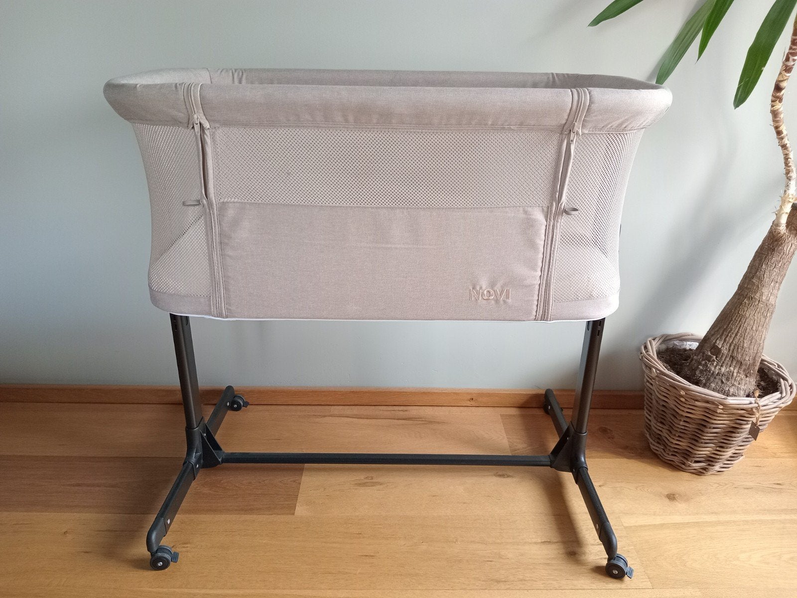 Co-sleeper Novi Kyra air+, Ophalen, Zo goed als nieuw, Wieg