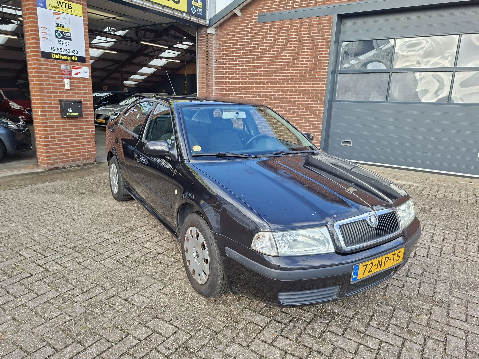 Skoda Octavia 1.6 Drive, Trekhaak, Airco,, Voorwielaandrijving, Dealer onderhouden, Stof, Gebruikt