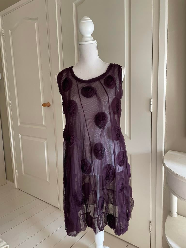 Cora Kemperman Jurk / M / Aubergine / Tule met Rozen, Kleding | Dames, Ophalen, Zo goed als nieuw, Paars, Knielengte