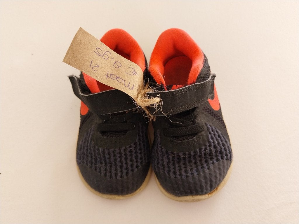 Nike sneaker maat 21, Gebruikt, Jongen of Meisje, Schoenen, Ophalen of Verzenden