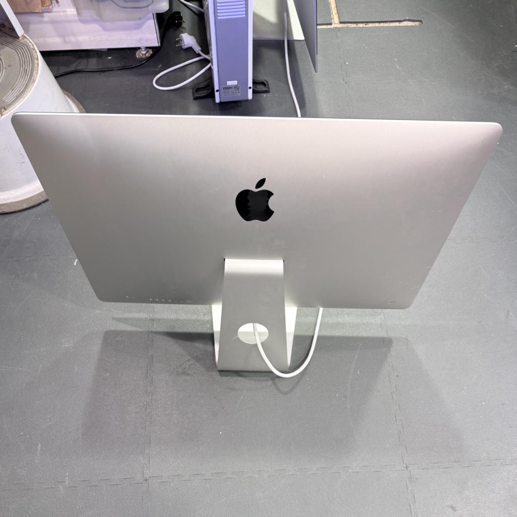 Apple iMac 2015 27 inch | i7 - 8GB - 1TB HDD - Radeon R9 2GB, Apple, Zo goed als nieuw, Support@apple.com, One Apple Park Way
Cupertino, CA 95014
United States