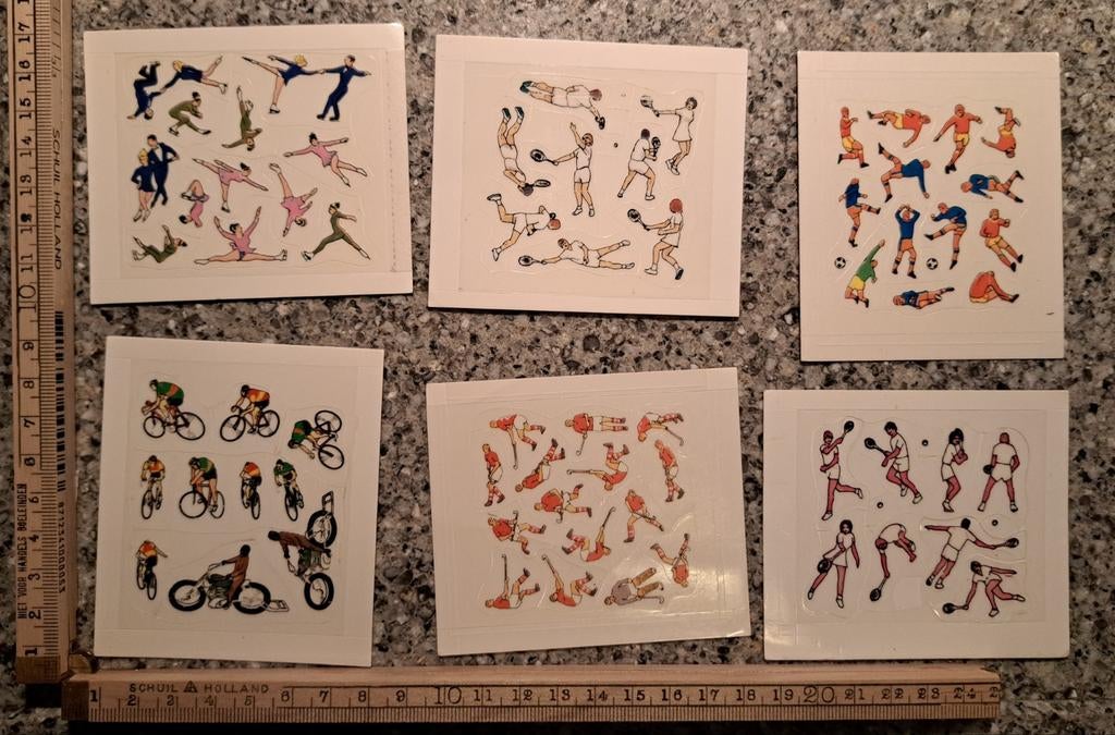 6 vintage stickers sport en spel voetbal hockey wielrennen, Ophalen of Verzenden, Zo goed als nieuw
