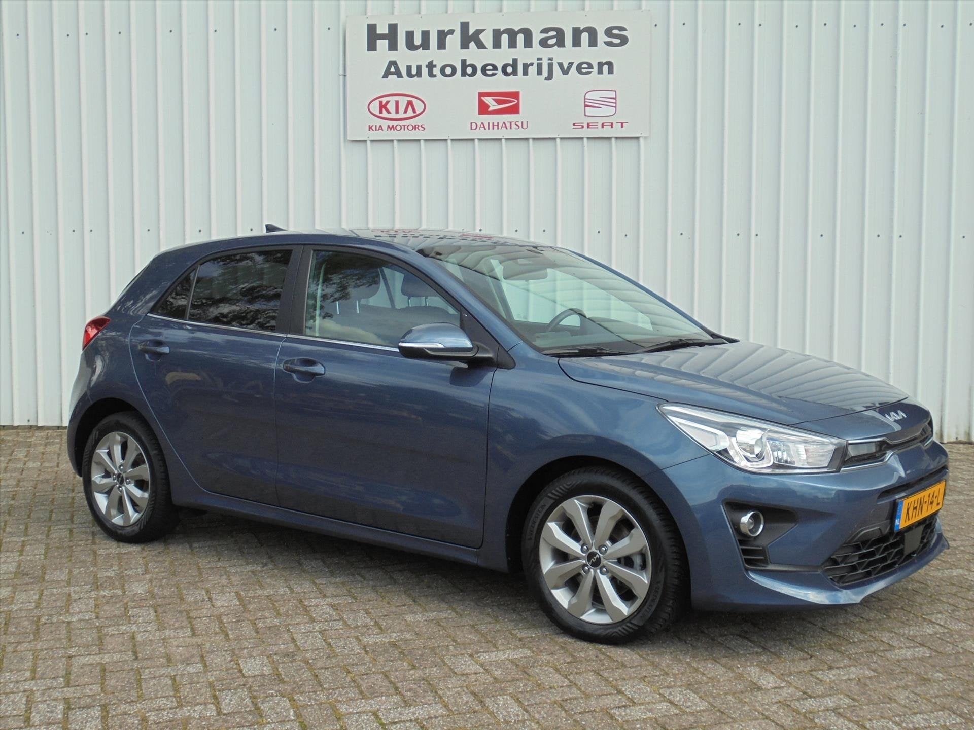Kia Rio 1.0 T-GDI 100PK AUTOMAAT DYNAMICLINE NAVI, Auto's, Automaat, Gebruikt, Blauw, Bedrijf