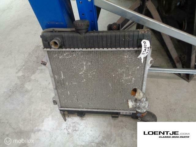 Radiateur BMW e30 e28 m10 316 318 518, Auto-onderdelen, Gebruikt, Ophalen of Verzenden, BMW, BMW