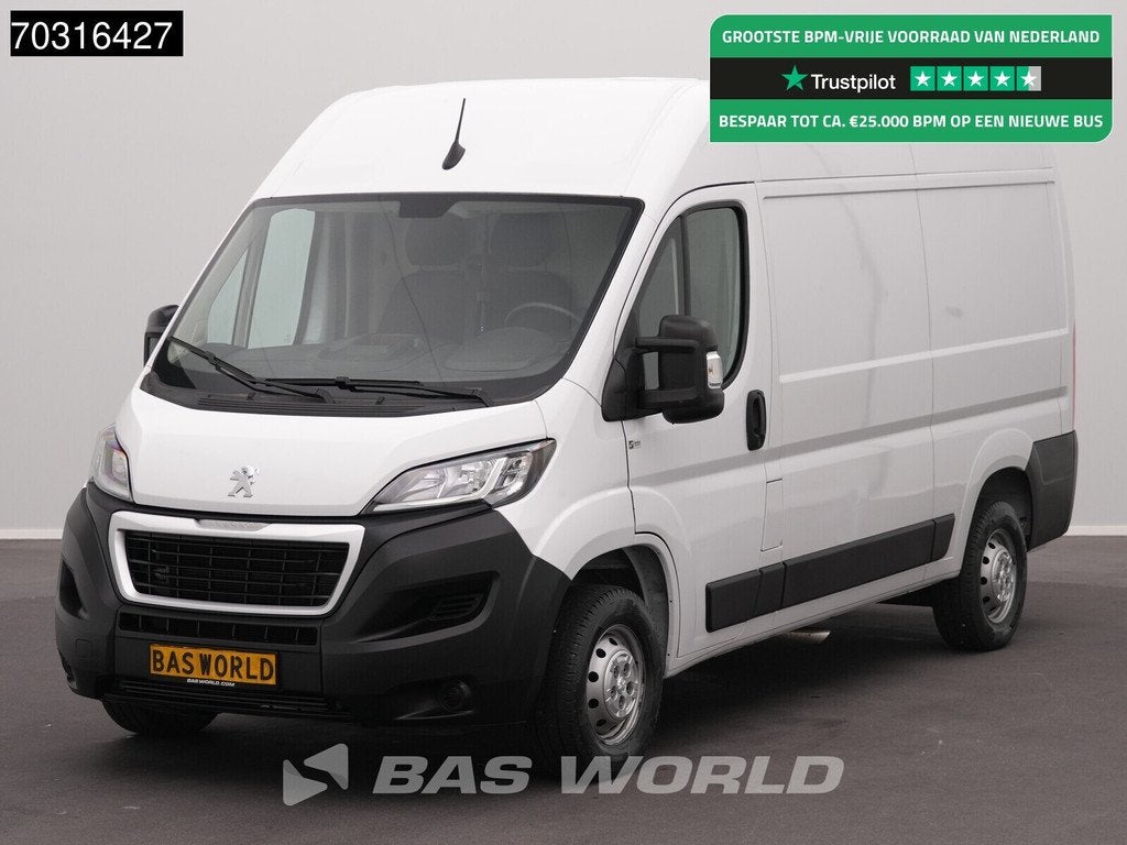 Peugeot Boxer 140PK L2H2 Airco Cruise CarPlay Parkeersensore, Auto's, Stof, Gebruikt, Euro 6, 4 cilinders