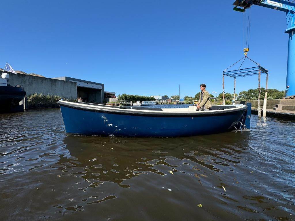 Escape 750 Lounge Diesel 2015 incl. Ligplaats, Watersport en Boten, Gebruikt, Binnenboordmotor, 1.80 meter, 2 m