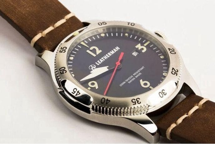 Leatherman horloge limited edition 1 van 300 nieuw in houten, Maarten@MrMultitool.com, Nieuw, Ophalen of Verzenden, MrMultitool.com