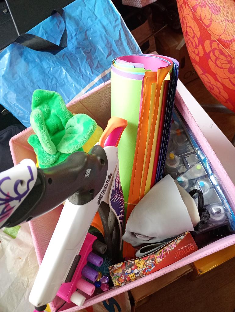 GRATIS doosje speelgoed, Ophalen, Gebruikt, Jongen of Meisje