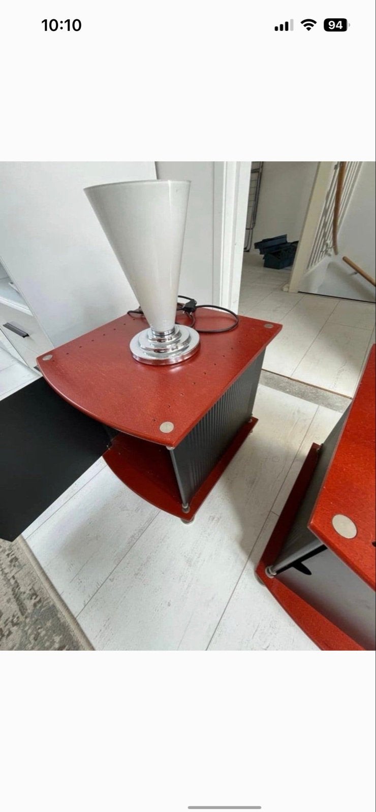 Twee zo goed als nieuwe nachtkastjes met lamp, Huis en Inrichting, Slaapkamer | Nachtkastjes, Minder dan 45 cm, Ophalen of Verzenden