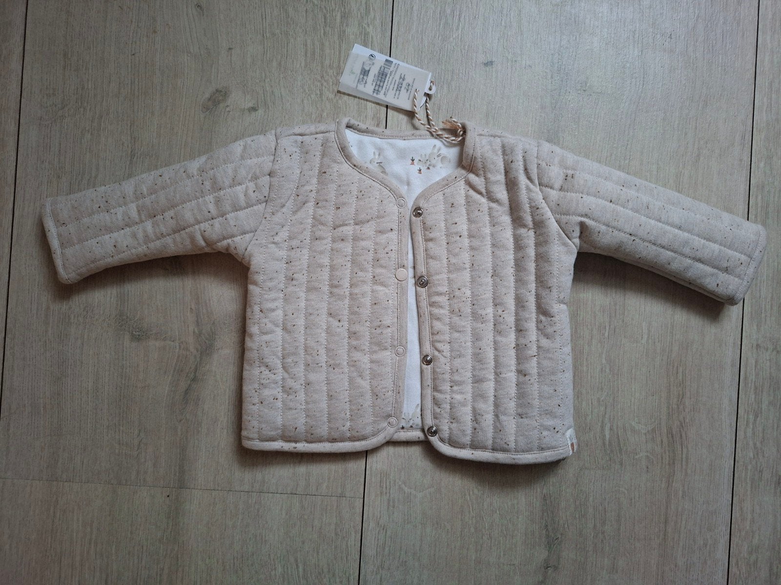 Little Dutch omkeerbaar vestje zand/bunnies maat 62 nieuw, Nieuw, Ophalen of Verzenden, Little Dutch, Truitje of Vestje