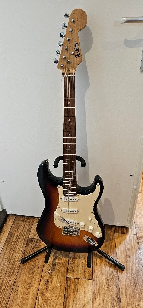 Nette Jim Harley elektrische gitaar "Stratocaster", Ophalen, Zo goed als nieuw, Solid body, Overige merken