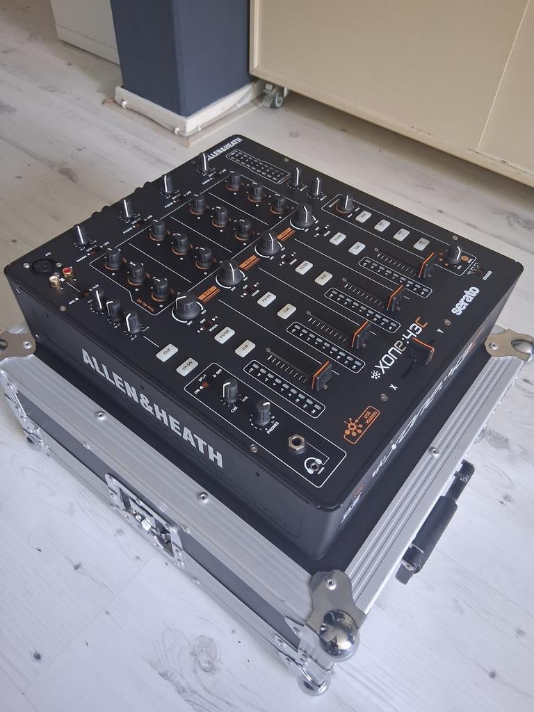 Allen & Heath Xone 43C DJ mixer, Muziek en Instrumenten, Dj-sets en Draaitafels, Ophalen of Verzenden, Zo goed als nieuw, Overige merken