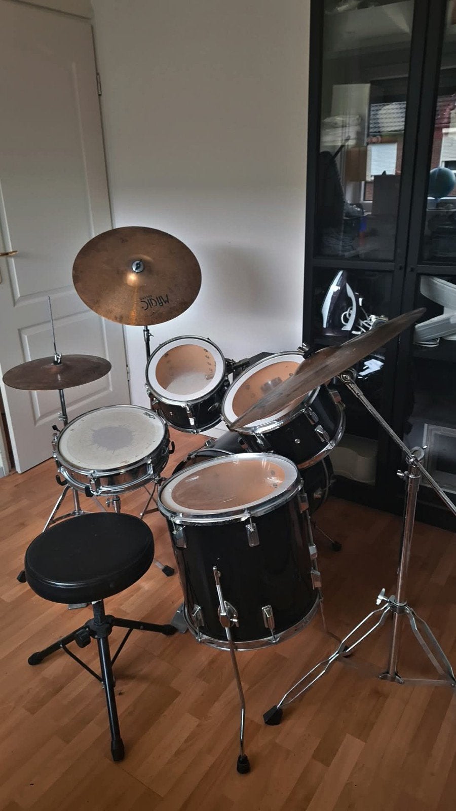 Compleet drumstel met bekkens en kruk, Ophalen, Gebruikt, Overige merken