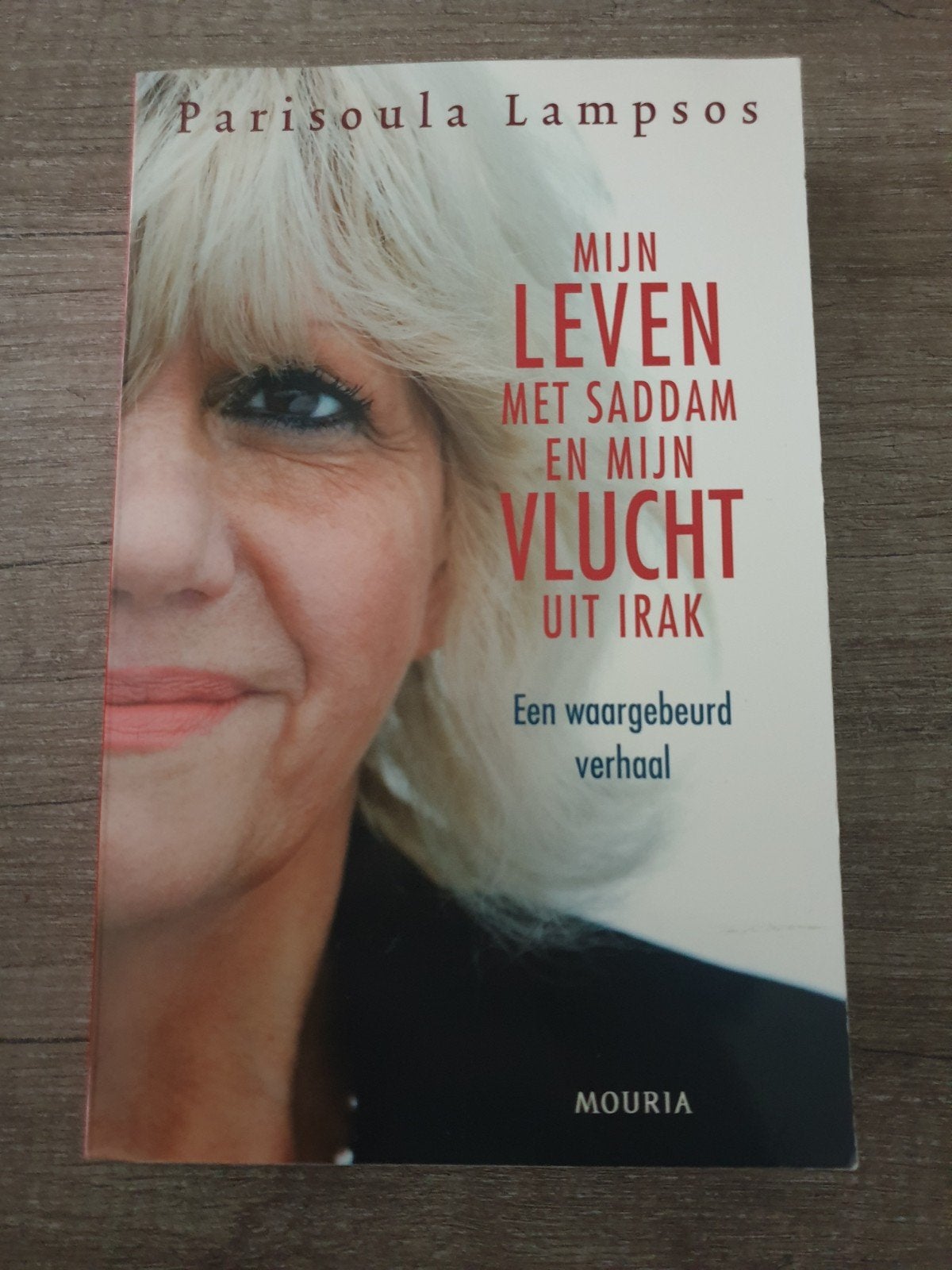 Mijn Leven met Saddam en Mijn Vlucht uit Irak, Ophalen of Verzenden, Gelezen, Parisoula Lampsos