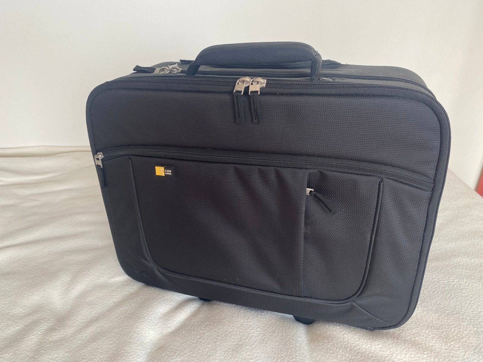 Case logice reis trolley, Trolleytas, 17 inch of meer, Ophalen of Verzenden, Zo goed als nieuw