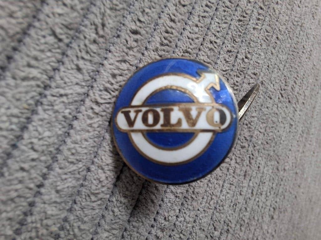 Oude emaille manchetknoop Volvo ZILVER, Ophalen of Verzenden, Gebruikt, Transport