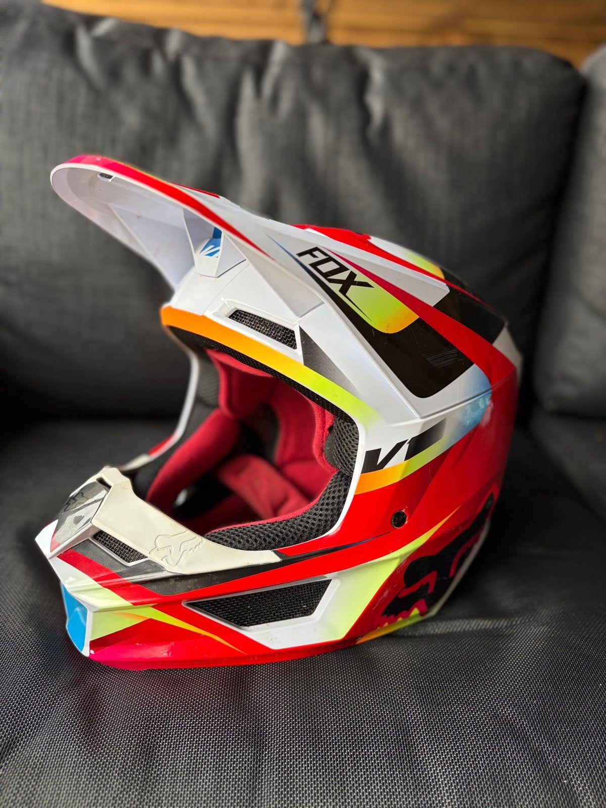 Fox V1 Crosshelm - Wit/Rood/Geel - Maat M, Motoren, Overige merken, M, Offroadhelm, Ophalen of Verzenden
