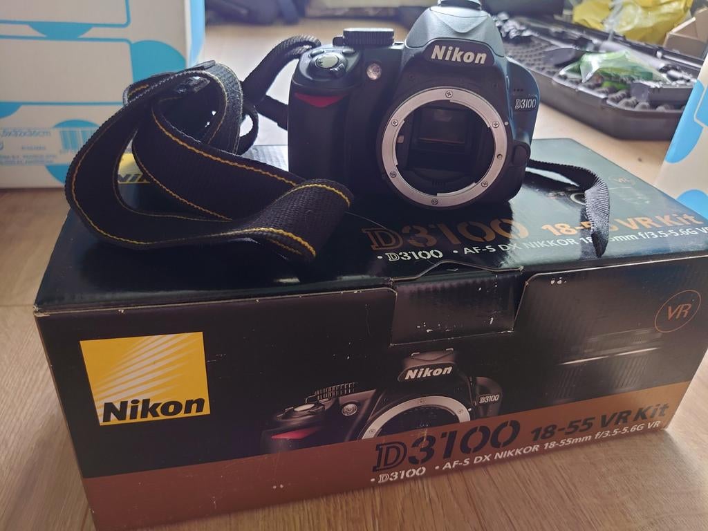 NIKON D3100 BODY (ZONDER LENS EN ACCU - ALLEEN OPHALEN), Ophalen, 8mm, Camera